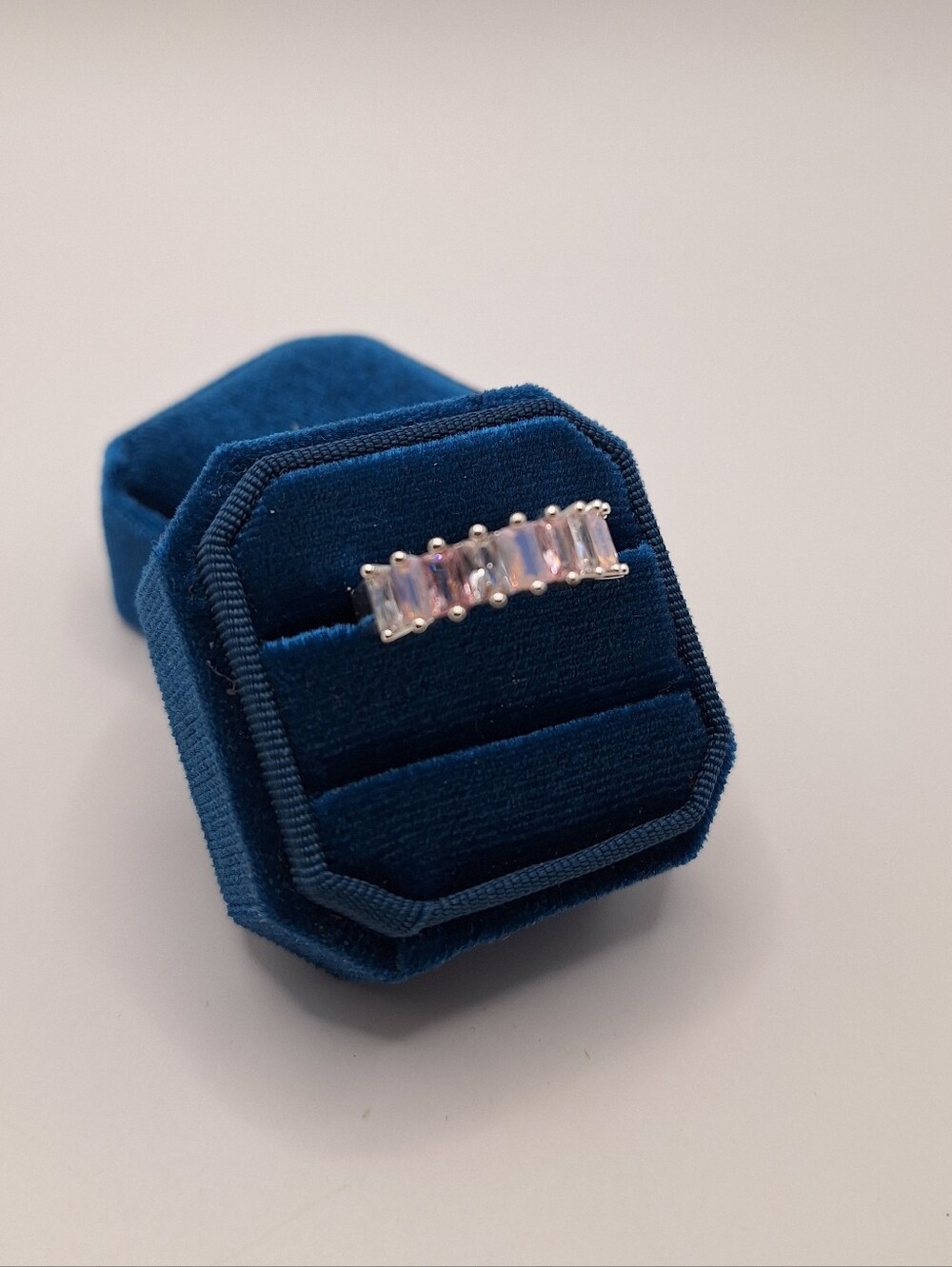 Swarovski Crystal Ring Size 9 Pink Baguette Crystal Band Silver Tone Ring - Picture 2 of 16